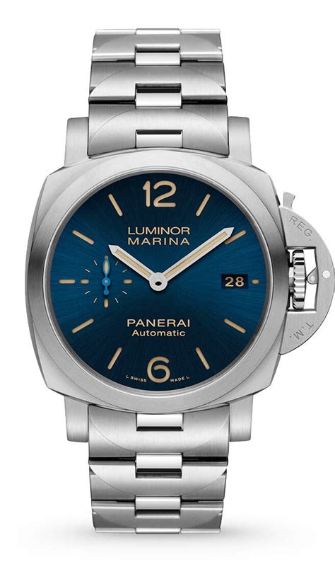 panerai luminor marina hand wind|panerai luminor marina 42mm.